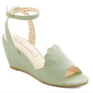 B.A.I.T. Mint Shell Wedge